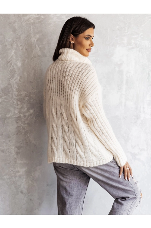 SWETER Z GOLFEM VIESTE ŚMIETANKOWY PREMIUM